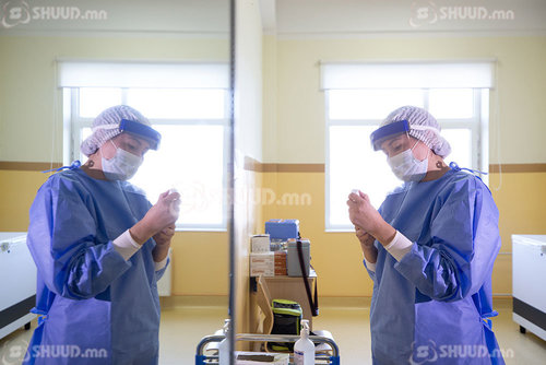 Нийслэлд өнөөдрөөс 16-17 насны хүүхдүүдийг дархлаажуулж эхэллээ